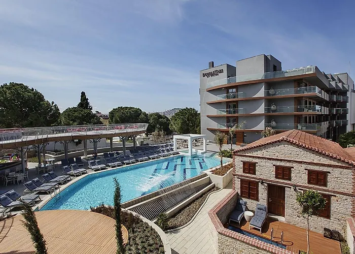 Doubletree By Hilton Kusadası