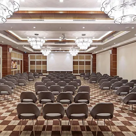 Doubletree By Hilton Hotel Kusadasi