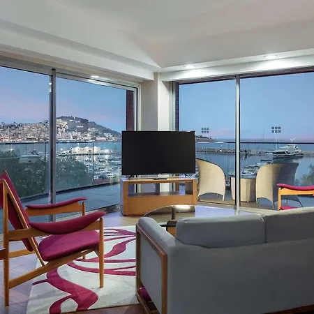 Doubletree By Hilton Kusadasi