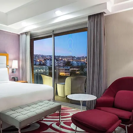 Doubletree By Hilton Hotel Kusadasi