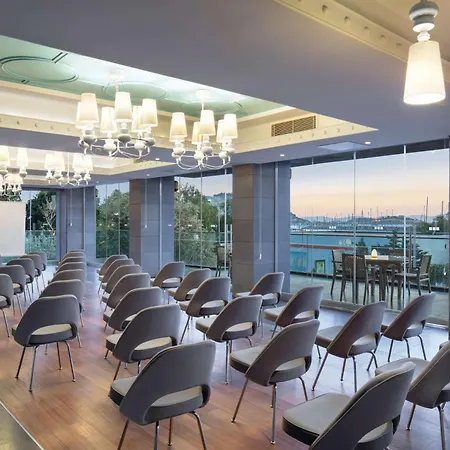 Szálloda Doubletree By Hilton Kusadası