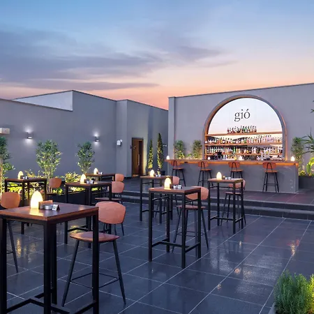 Hotel Doubletree By Hilton Kusadası