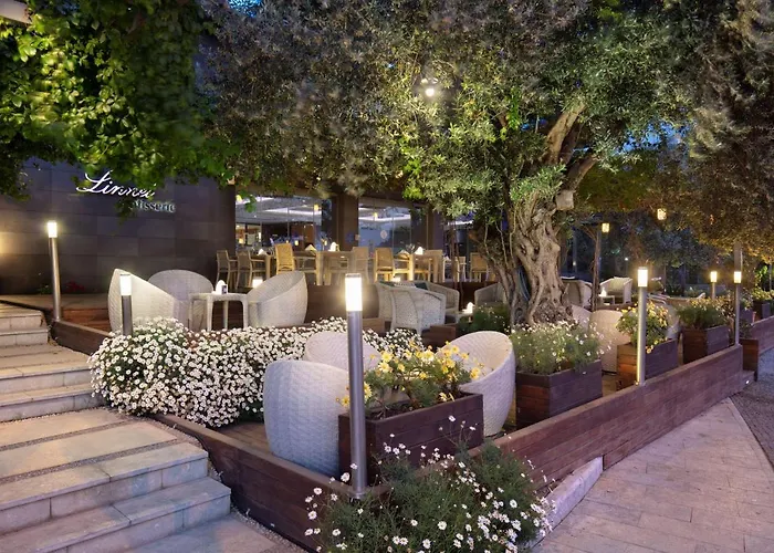 Doubletree By Hilton Hotel