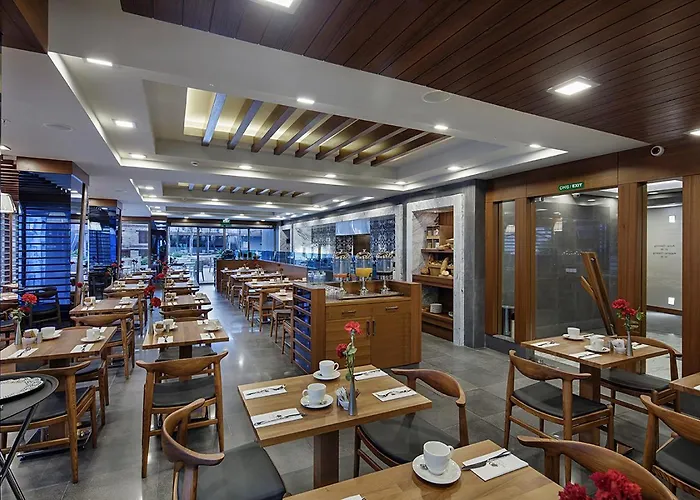 Doubletree By Hilton Hotel Kusadasi