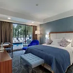 Doubletree By Hilton Hotel Kusadasi