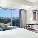 Doubletree By Hilton Hotel