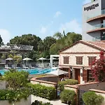 Hotel Doubletree By Hilton Kusadasi