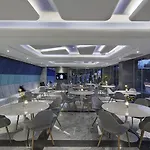 Hotel Doubletree By Hilton Kusadasi
