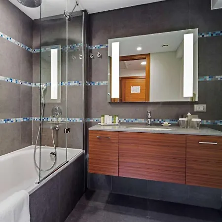 Doubletree By Hilton Szálloda Kusadası