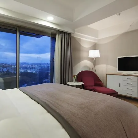 Doubletree By Hilton Kusadasi