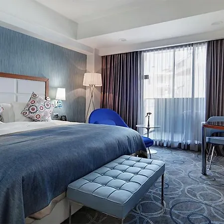 Doubletree By Hilton Hotel