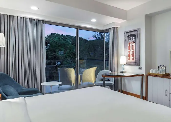 Doubletree By Hilton Kusadası