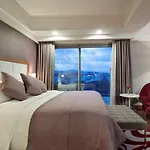 Ξενοδοχείο Doubletree By Hilton
