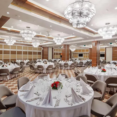 Doubletree By Hilton 4* Kusadasi